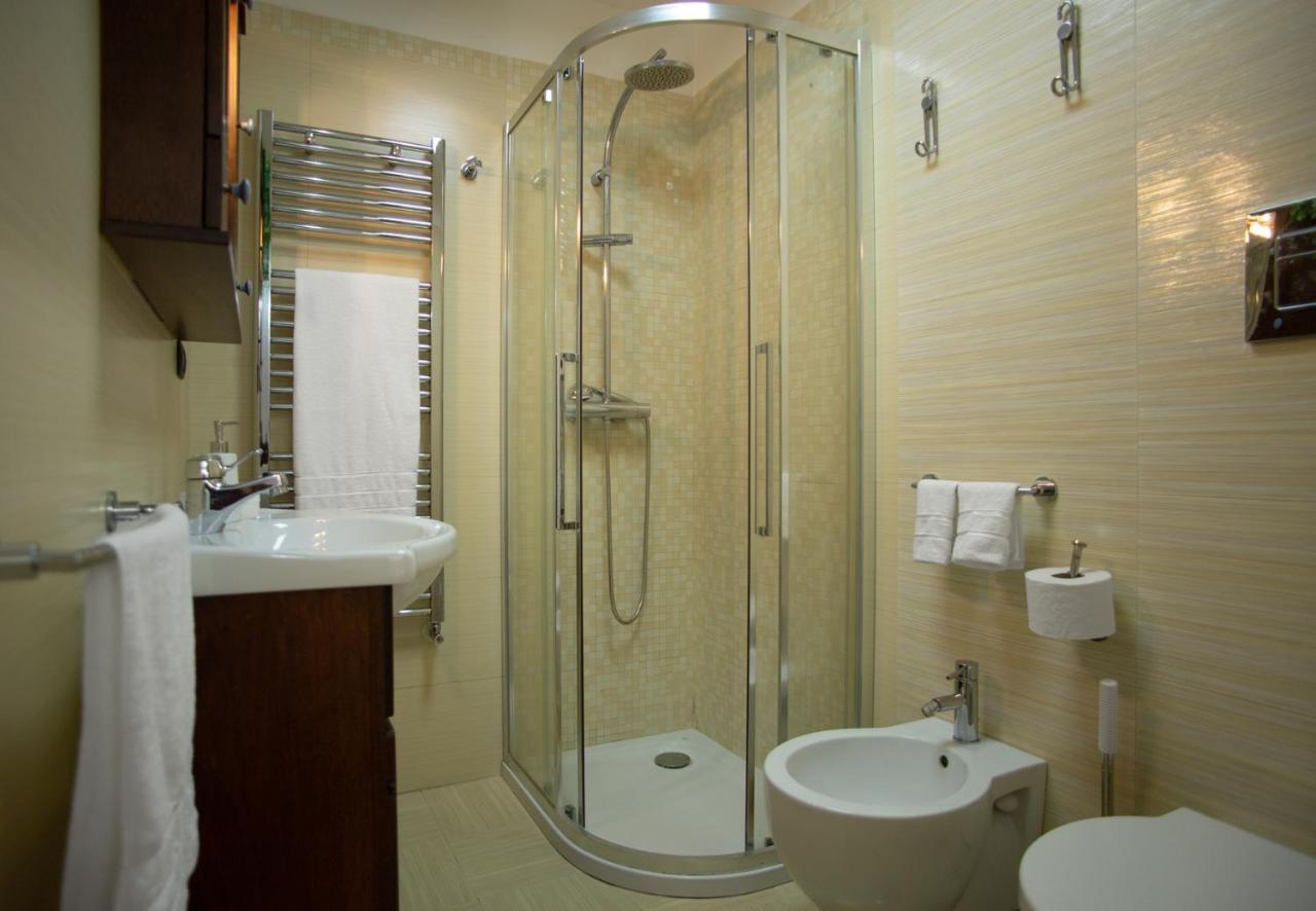 Casa Colombo - The Fab Stay Brindisi Exterior photo